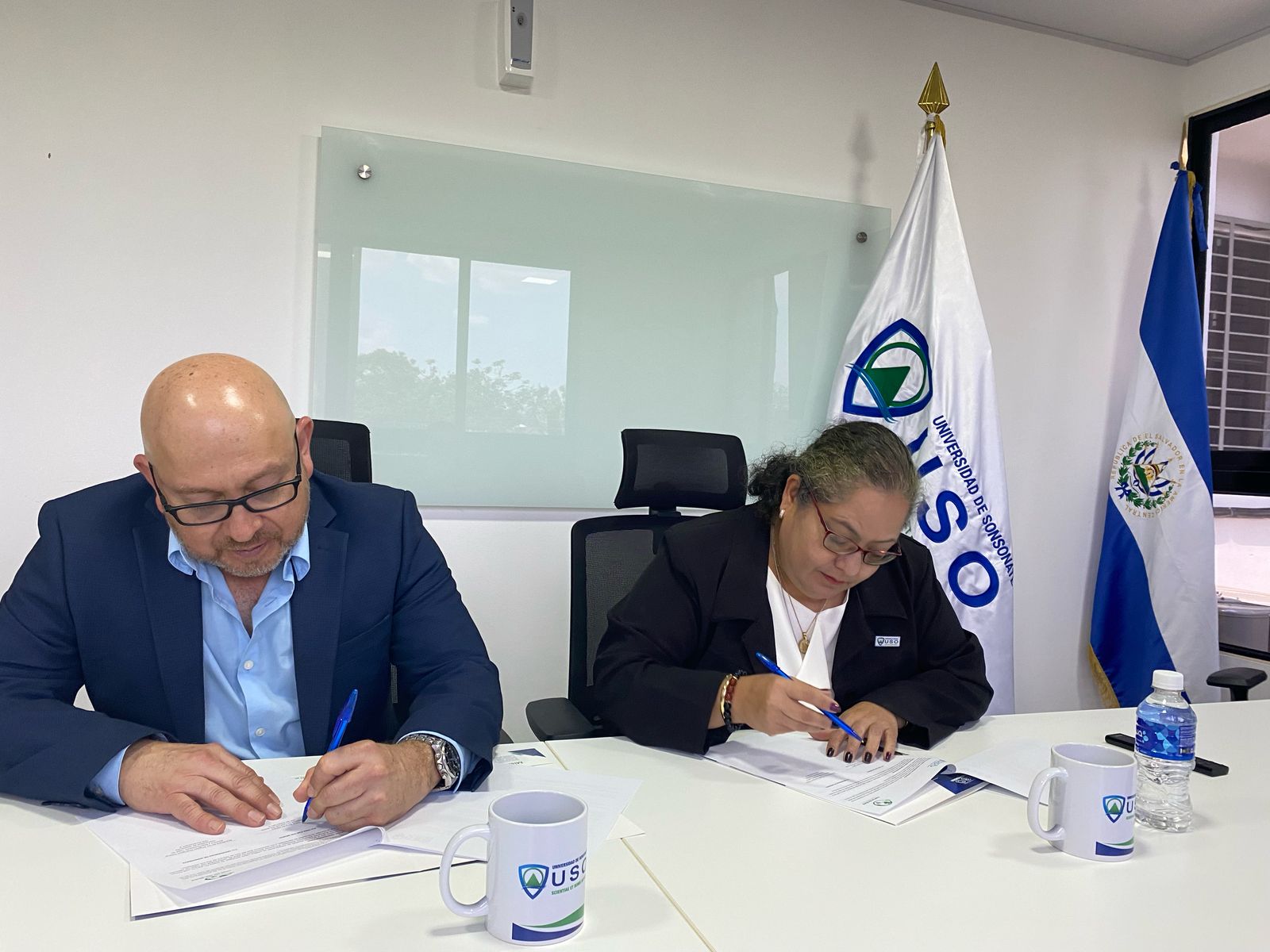 Imagen 7 de la noticia: CONVENIO CON LA UNIVERSIDAD DE SONSONATE